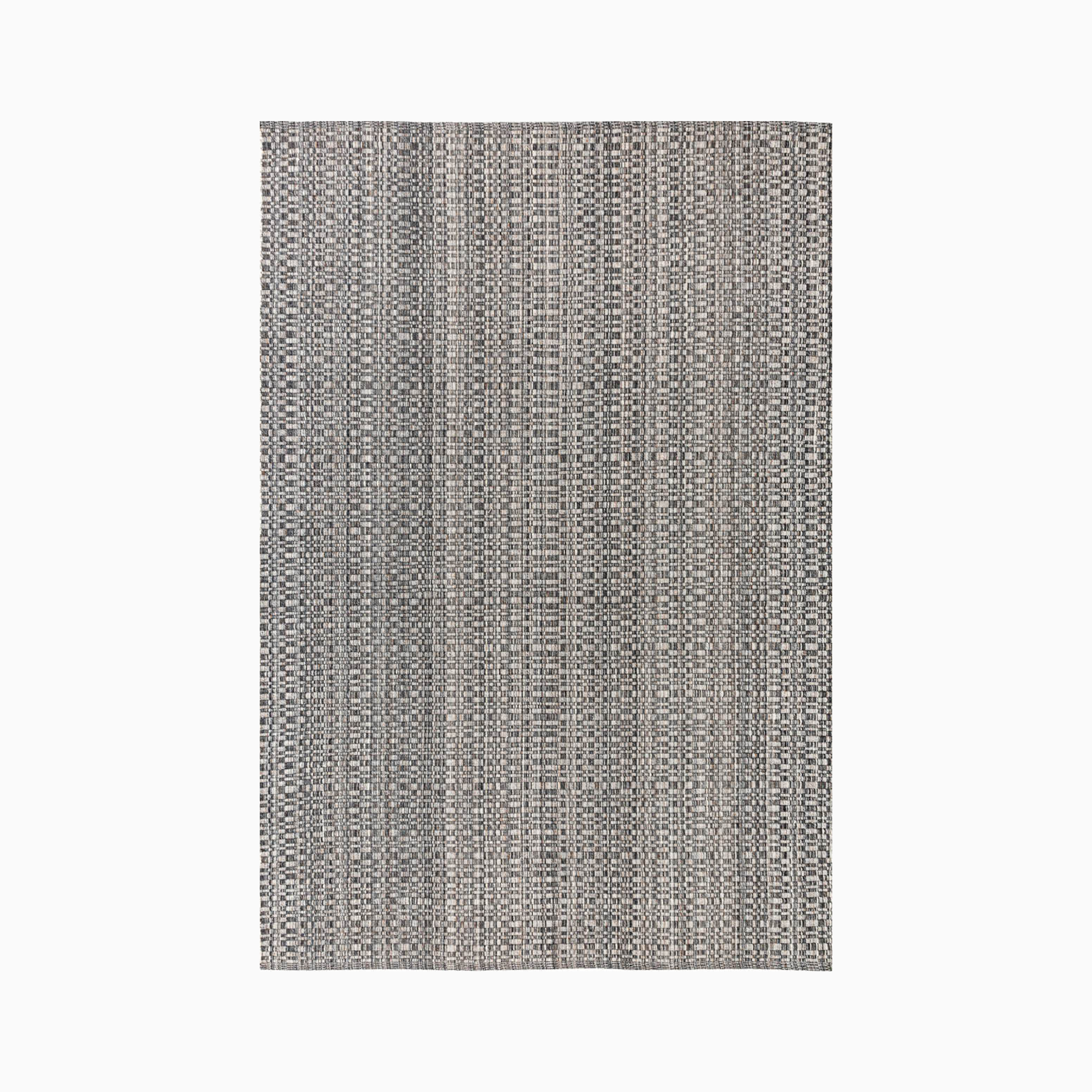Damien Rug, 02
