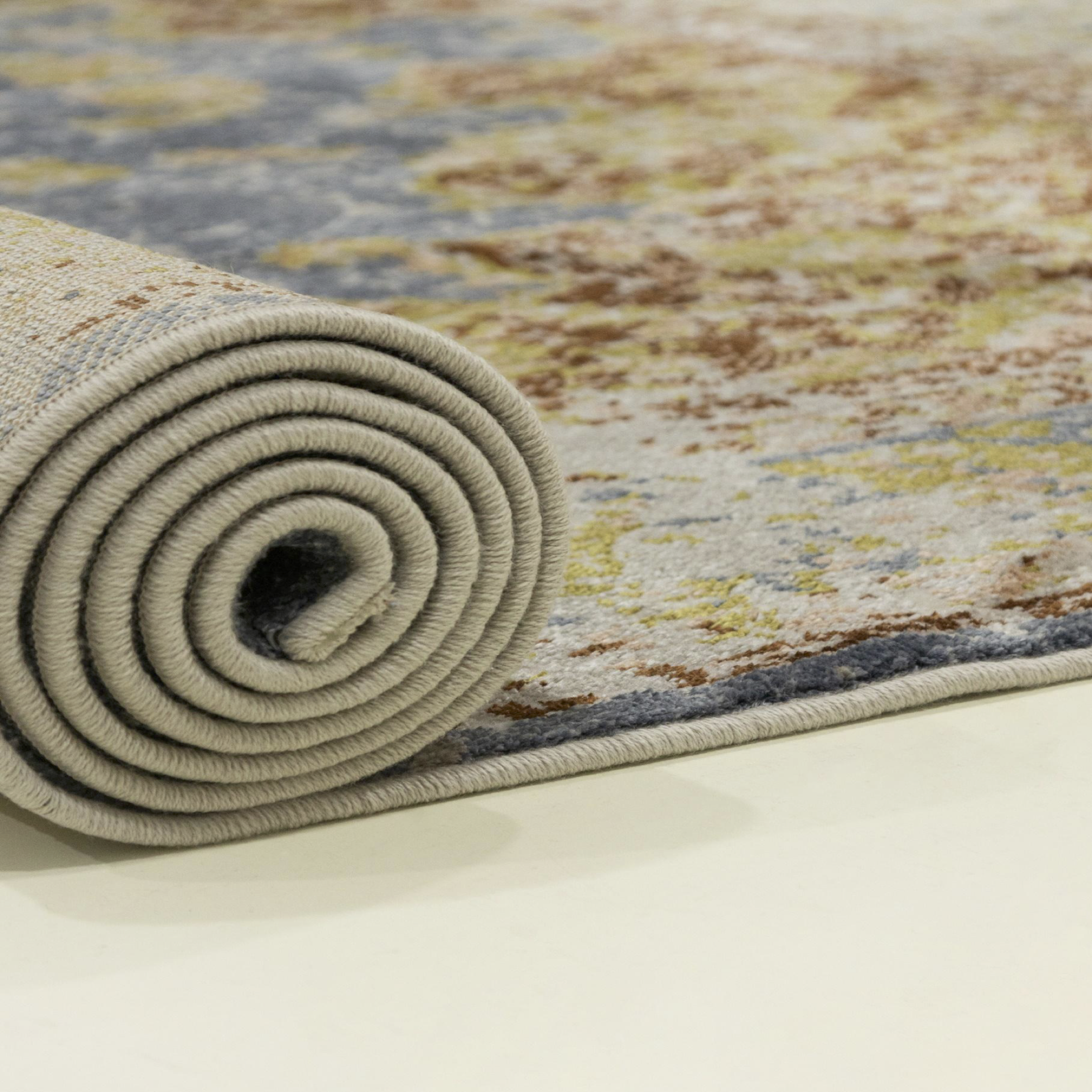 Joud Rug, 01