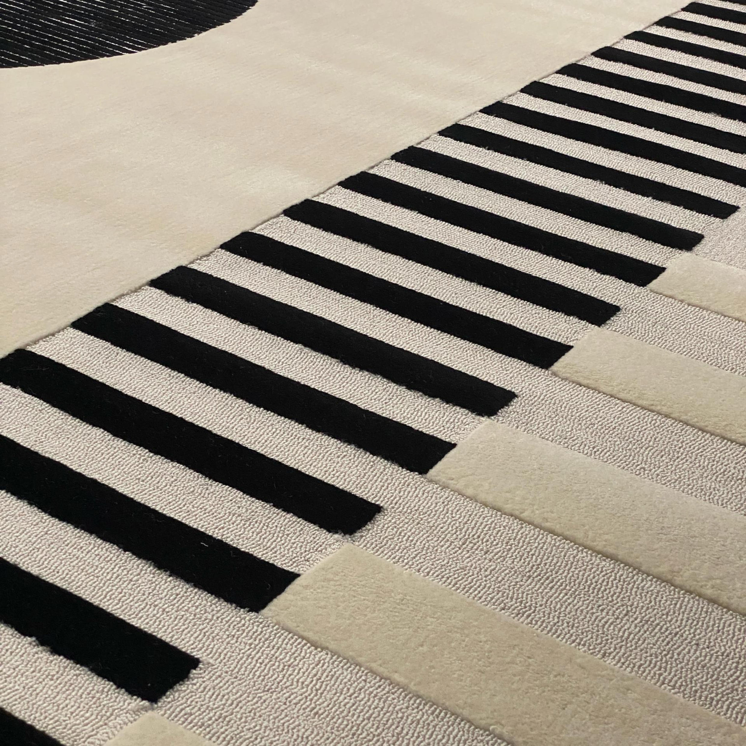 Lucial Area Rug
