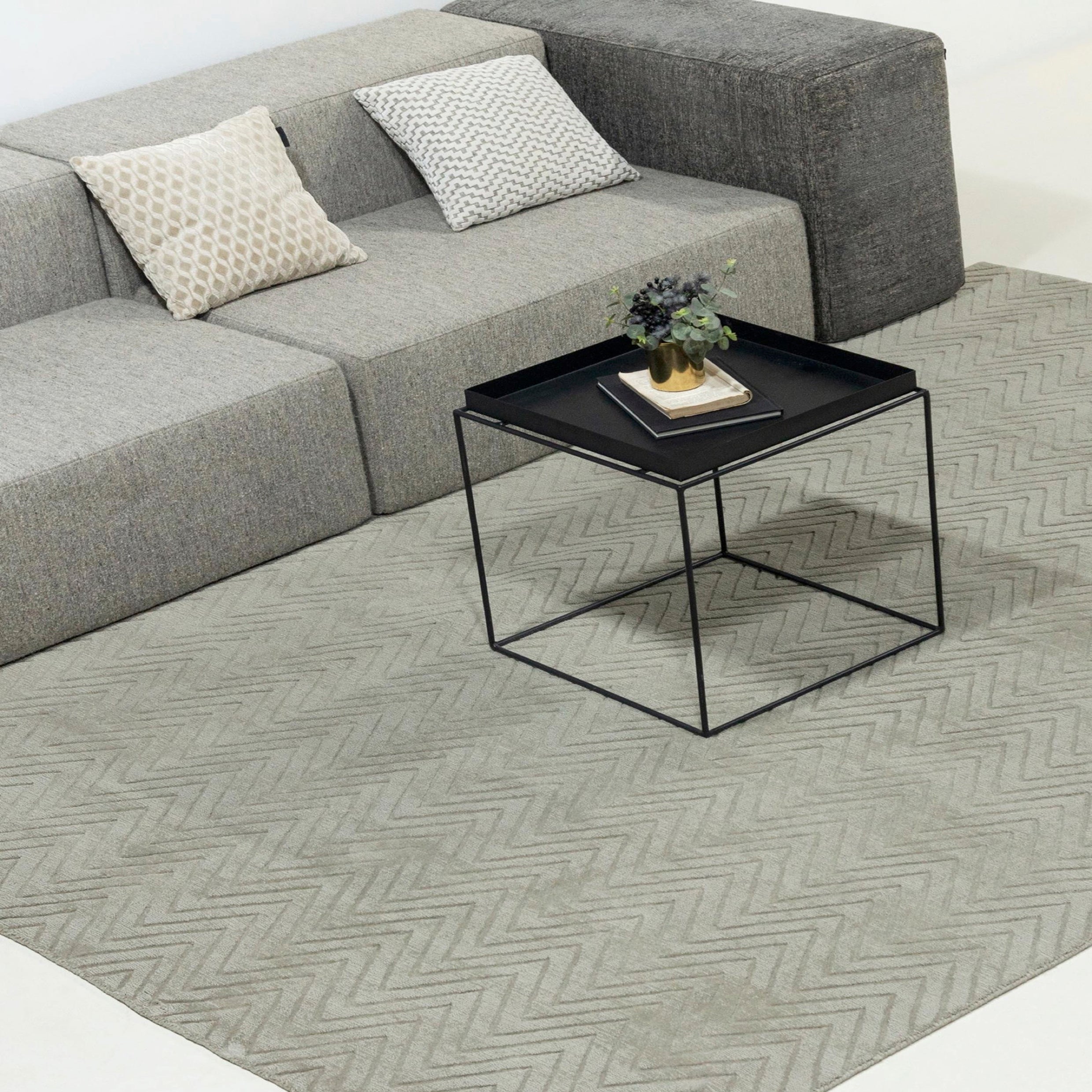 Milani Rug, 05