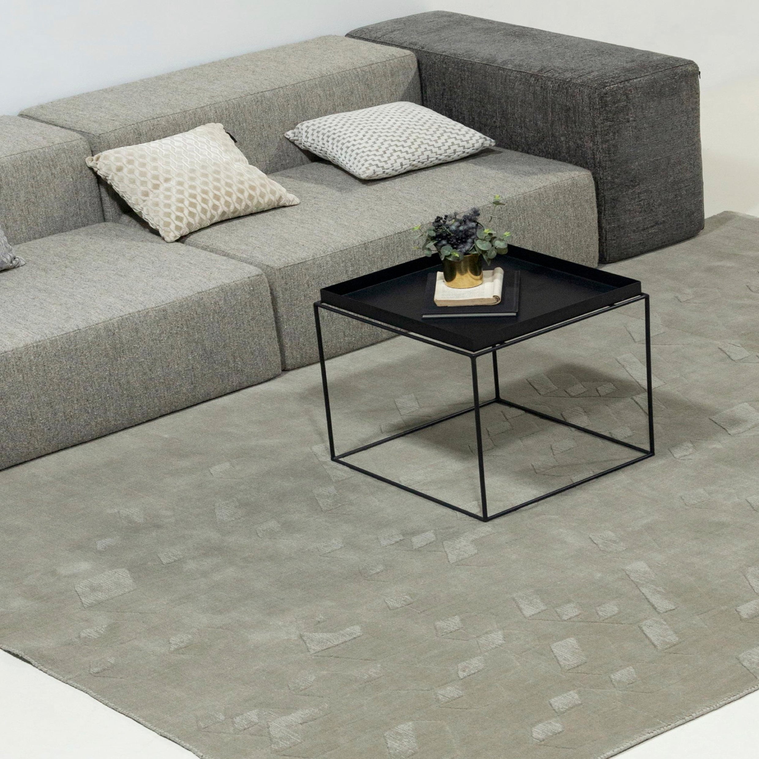 Milani Rug, 02