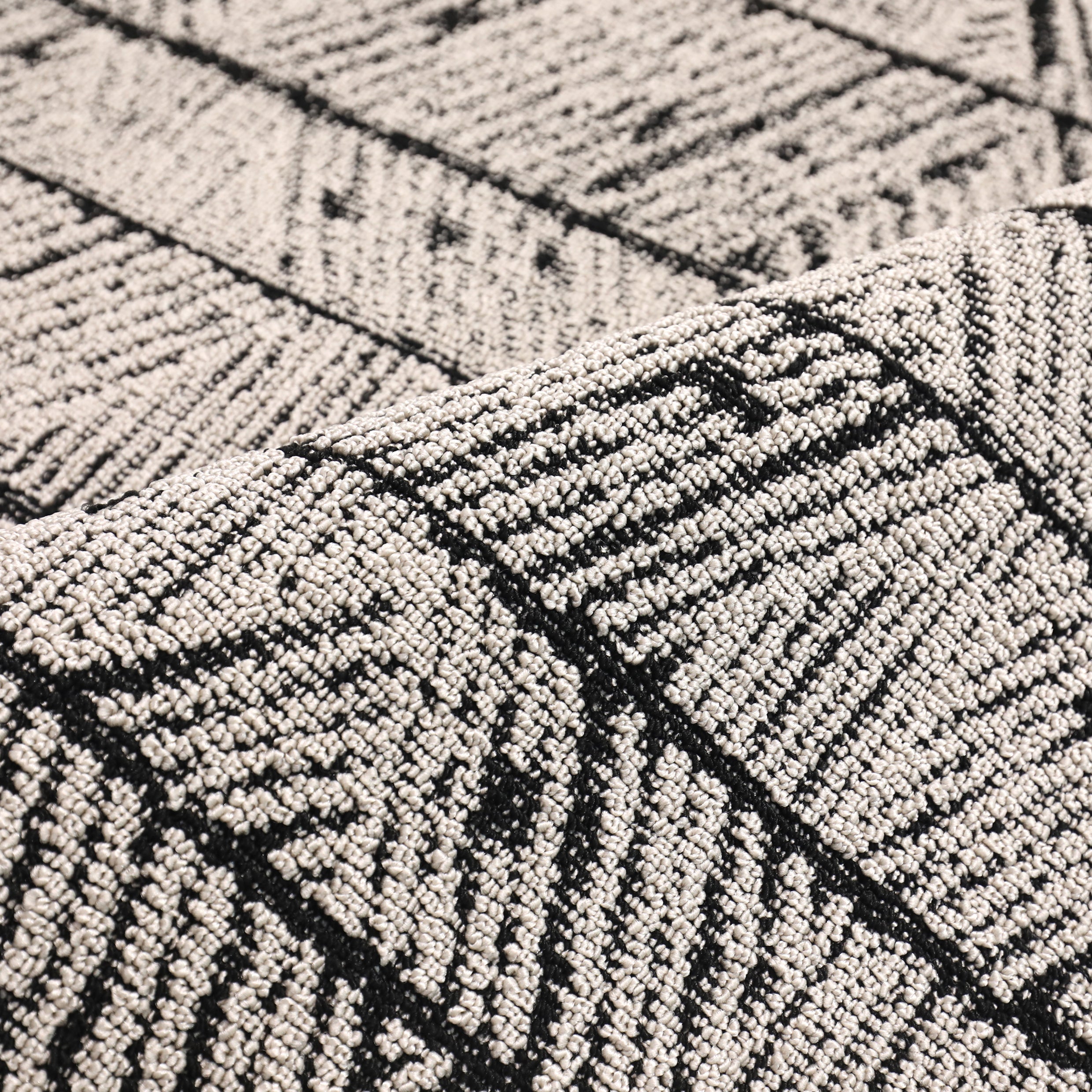 Hayven Rug, 03