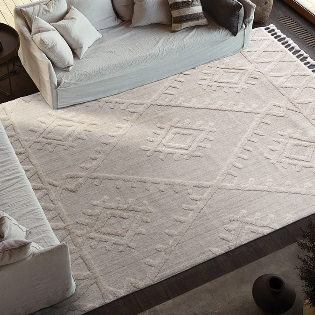 Jaxan Area Rug
