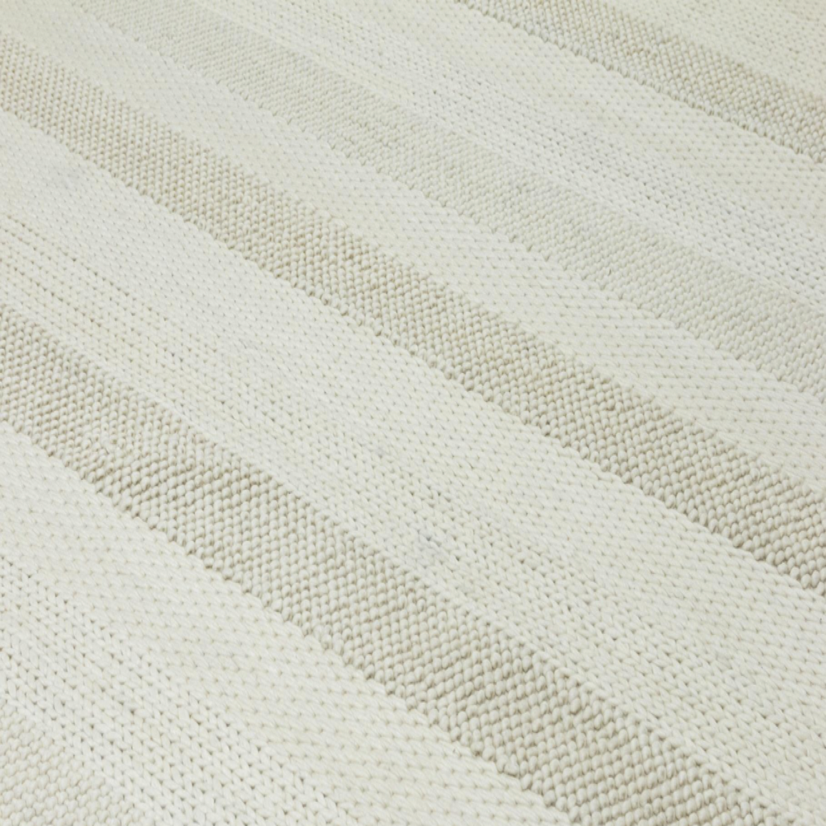 Thea Rug, 01