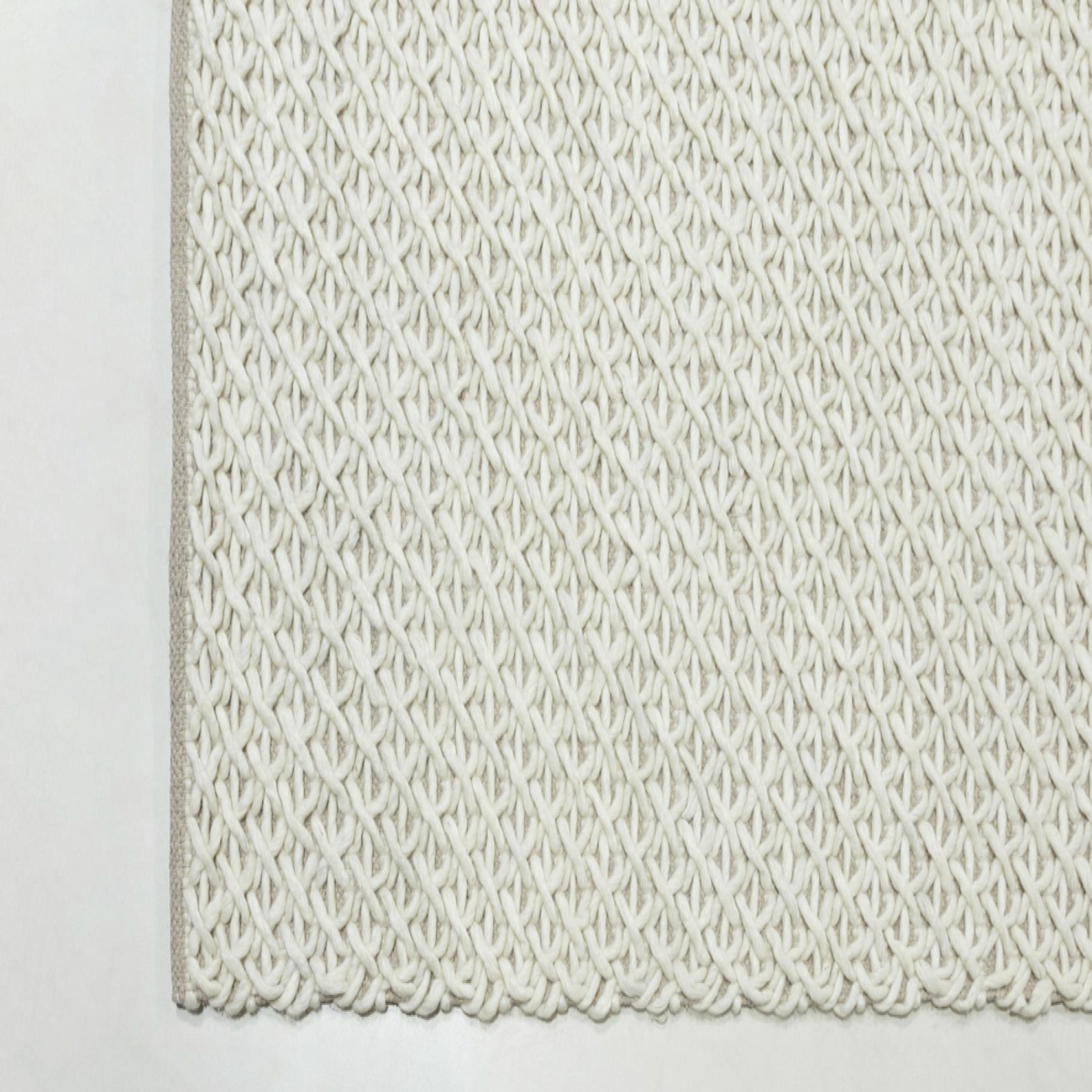 Thea Rug, 02