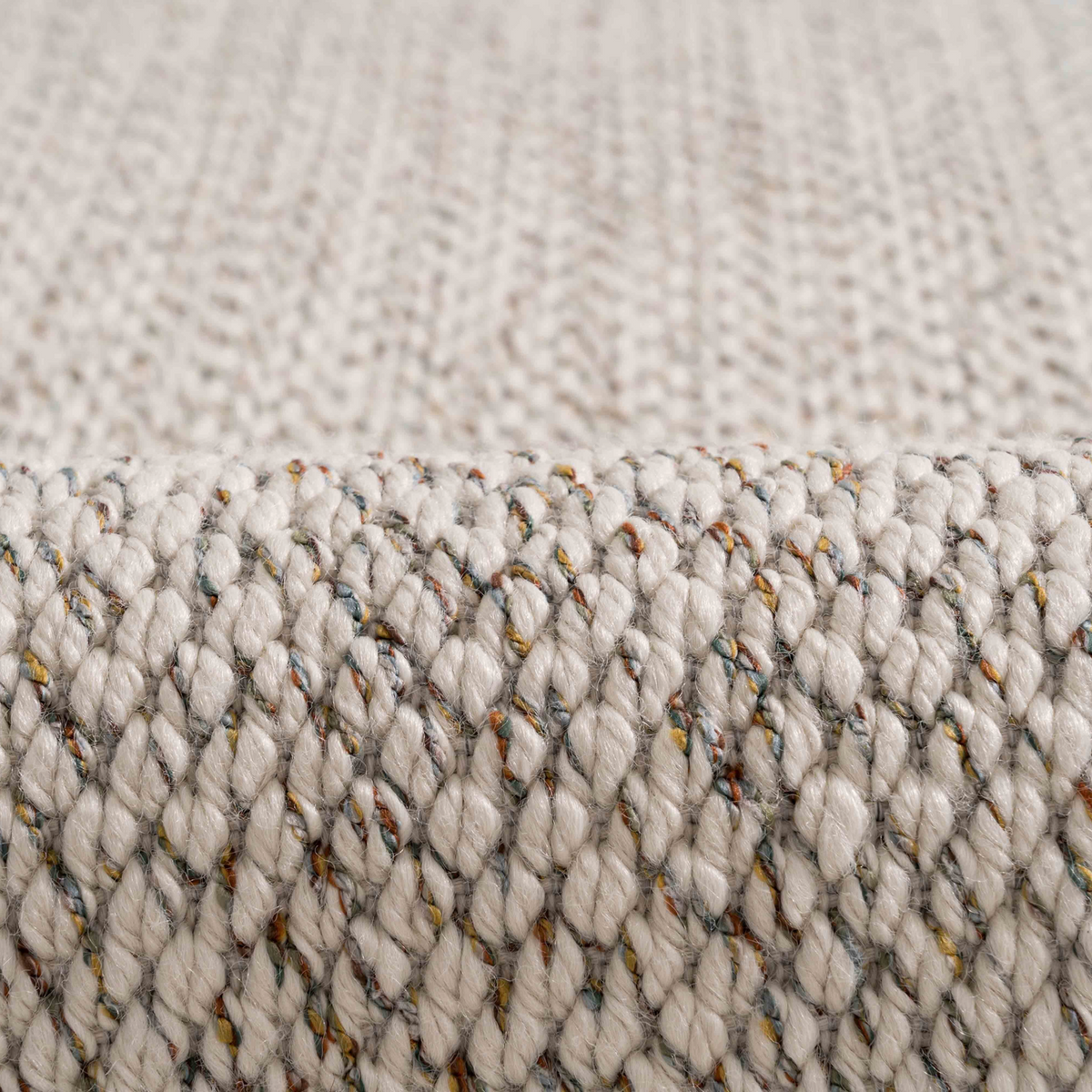 Liam Rug, 02