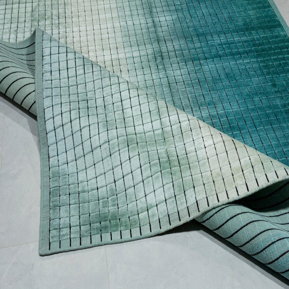 Azrael Rug, 13