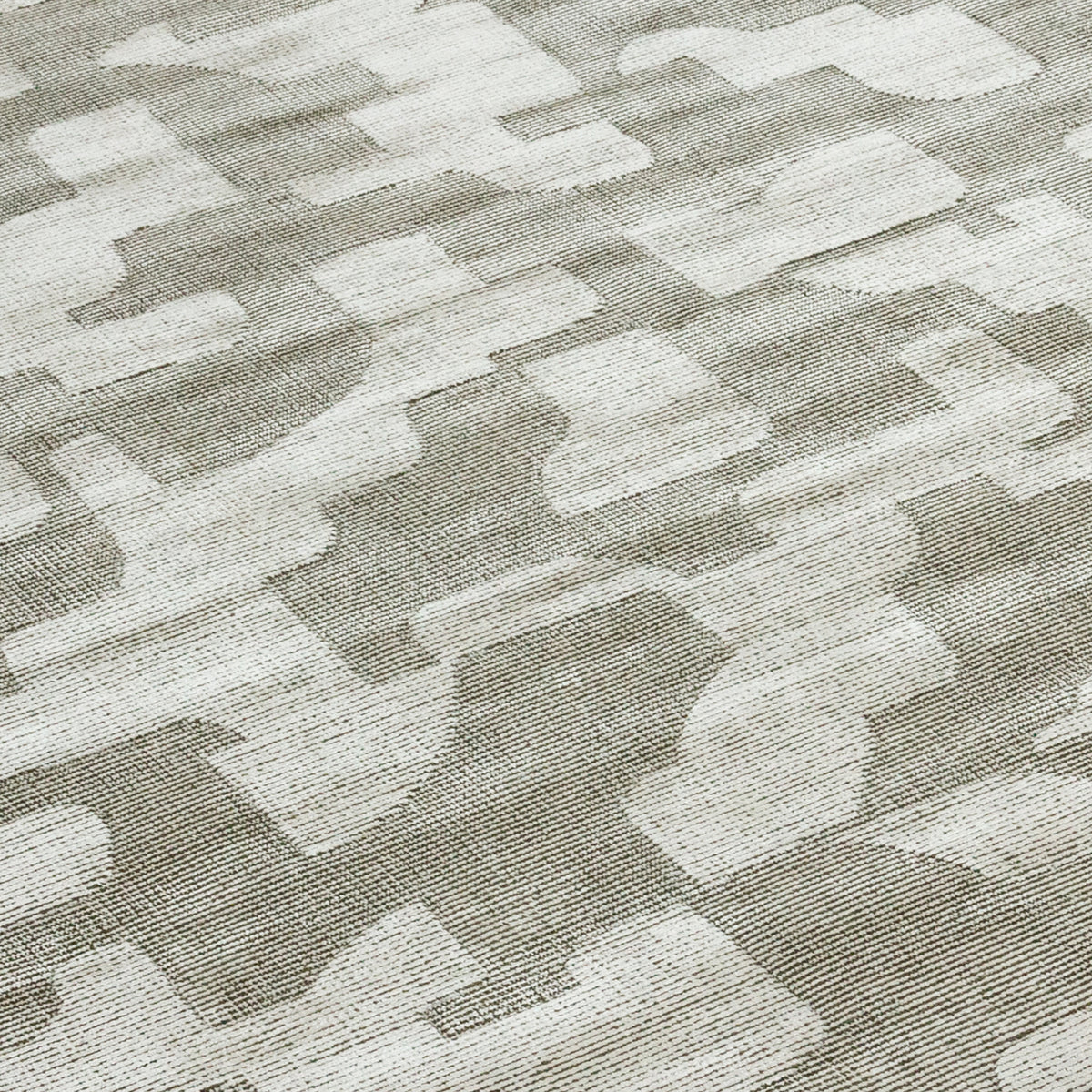 Kova Rug, 16