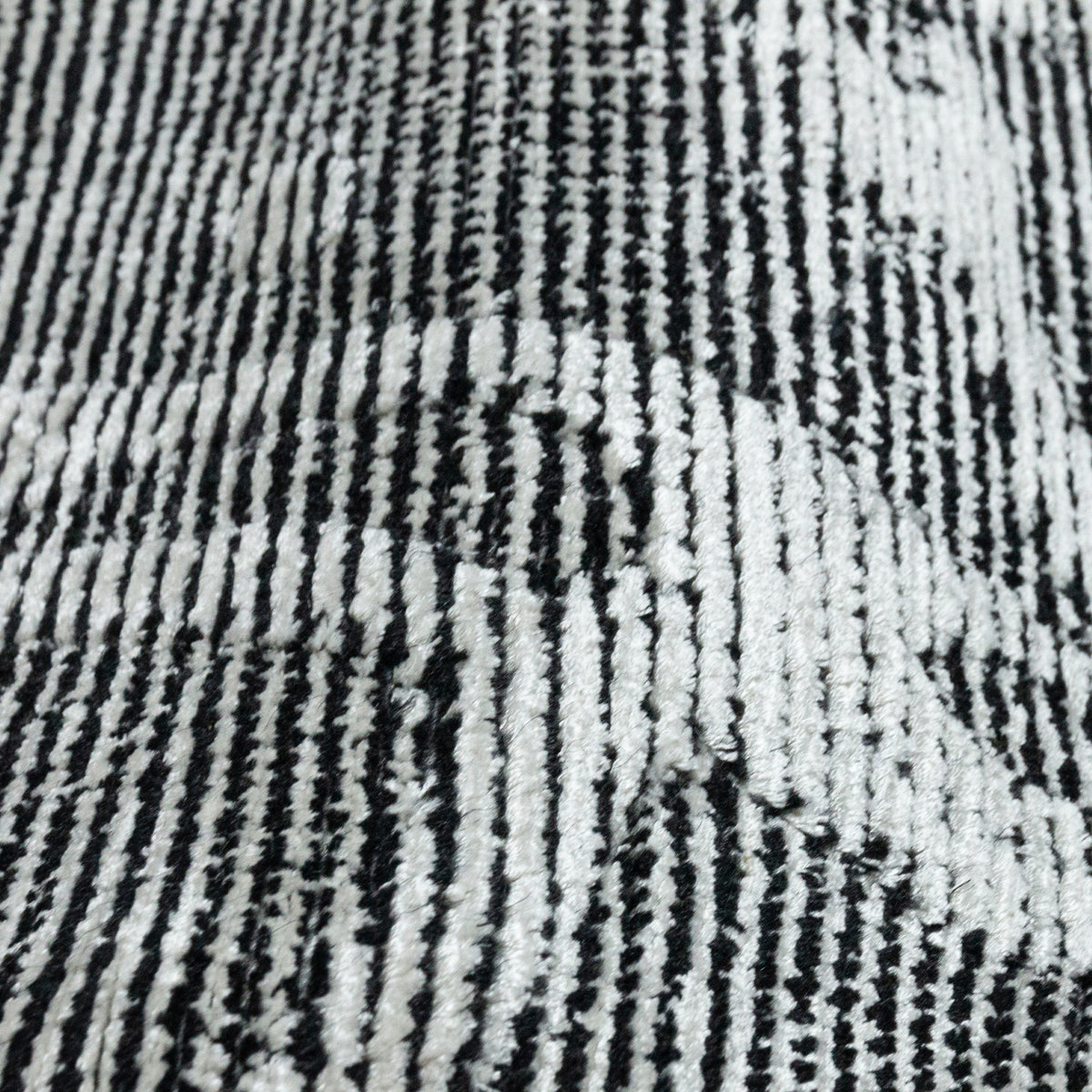 Kova Rug, 19