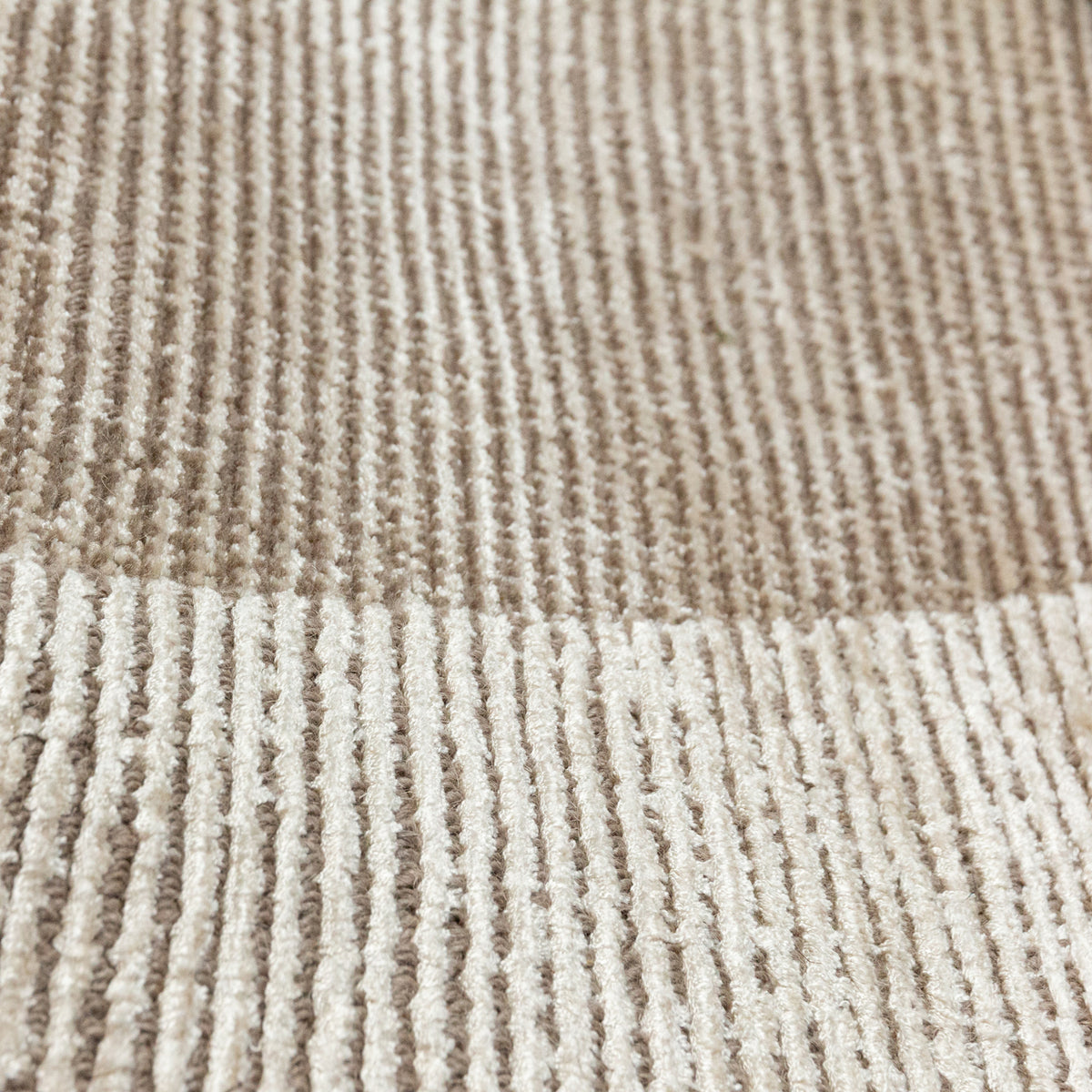 Kova Rug, 20