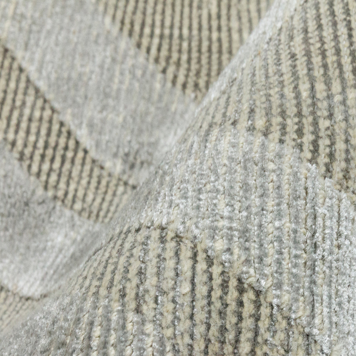 Kova Rug, 10