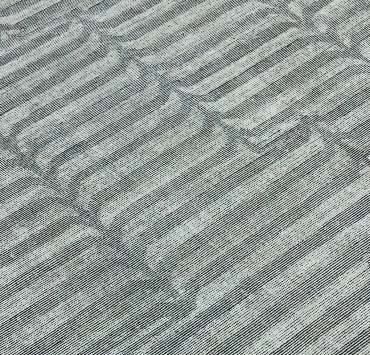 Kova Rug, 12