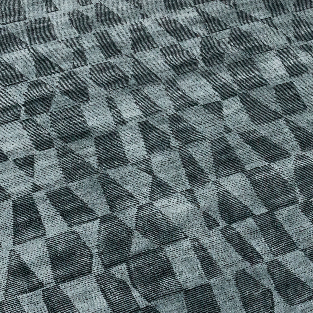 Kova Rug, 13