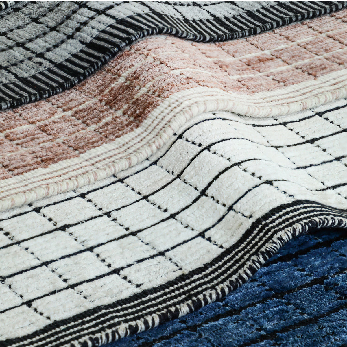 Radiux Rug, 02