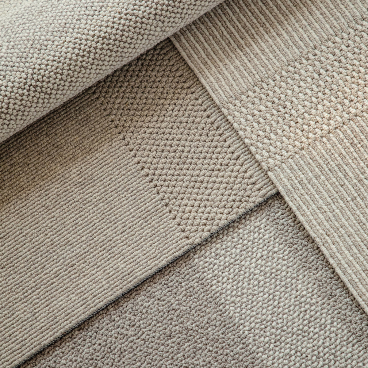 Remi Rug, 01