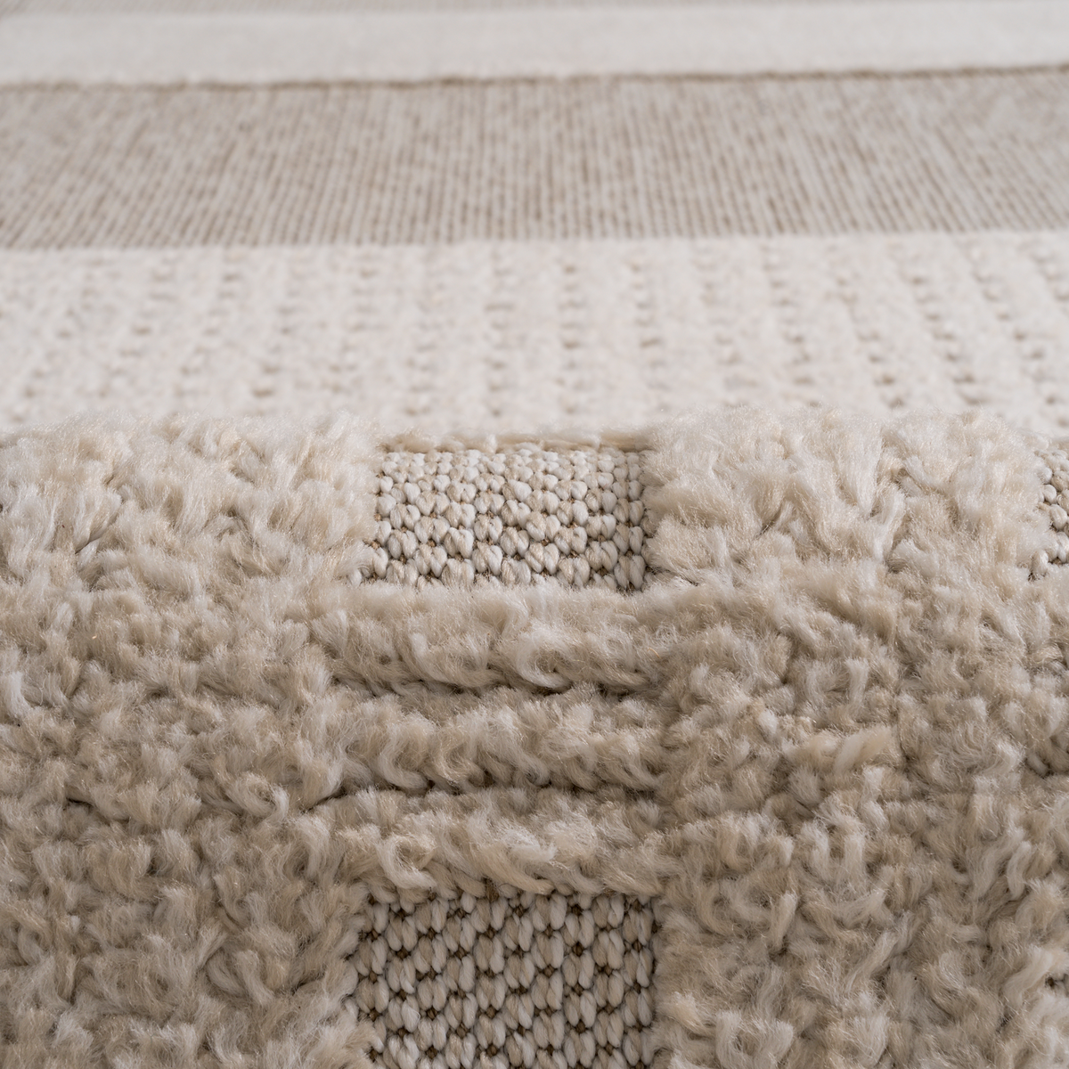 Colette Rug, 05