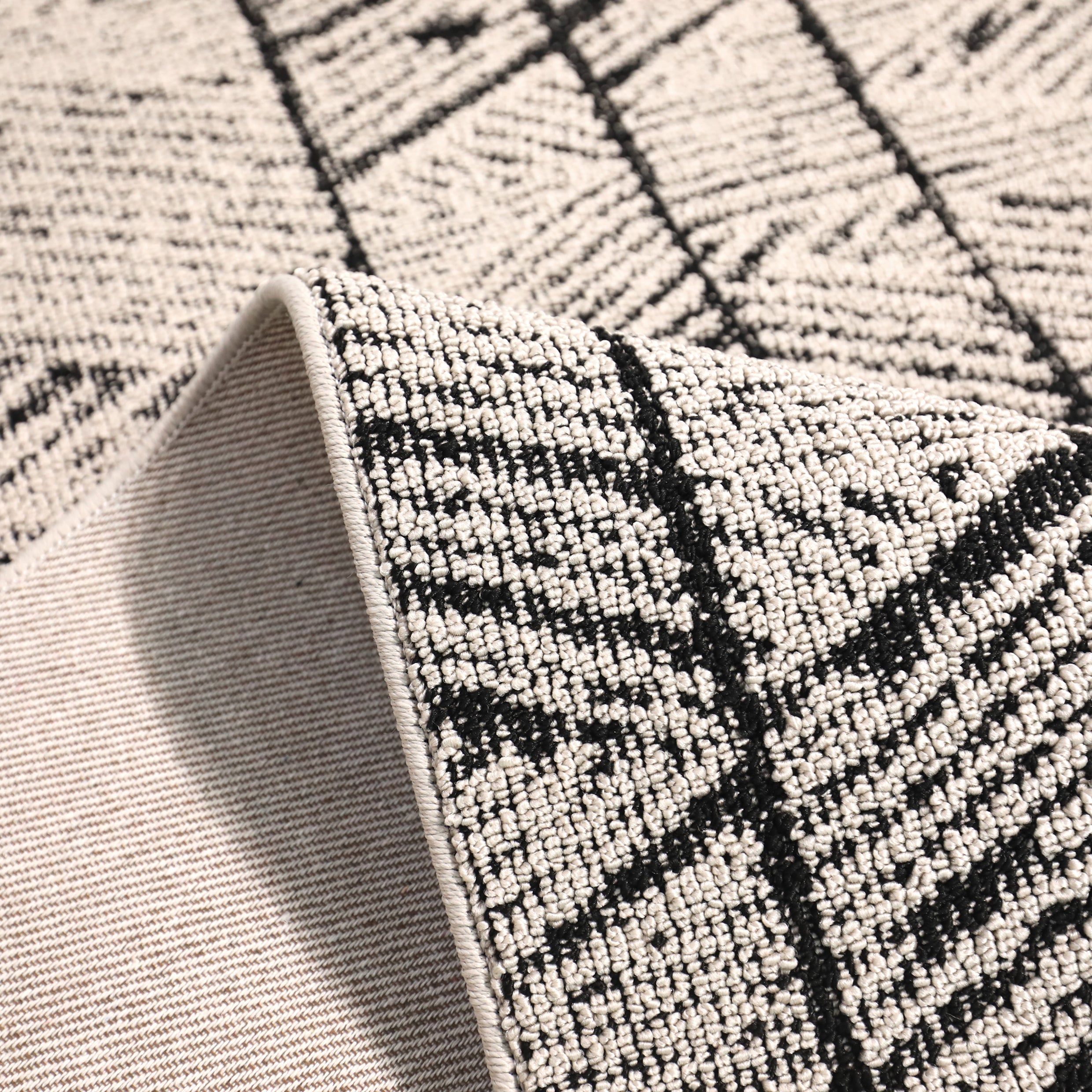 Hayven Rug, 03